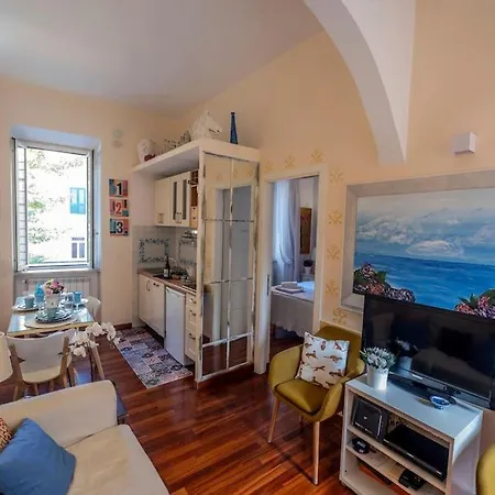 Colosseum 2br Elegance And Charm Roma