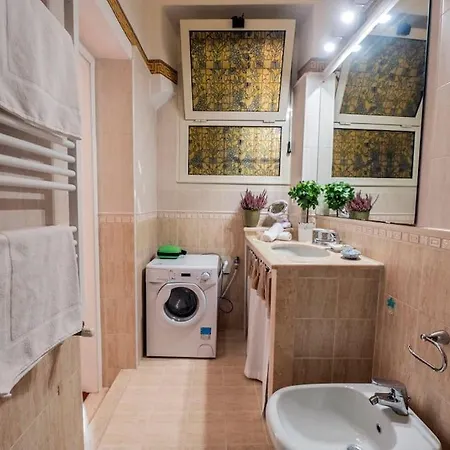 Colosseum 2br Elegance And Charm Appartement