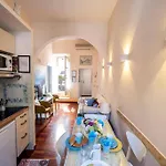 Colosseum 2br Elegance And Charm Apartment Rom