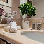 Colosseum 2br Elegance And Charm Rom